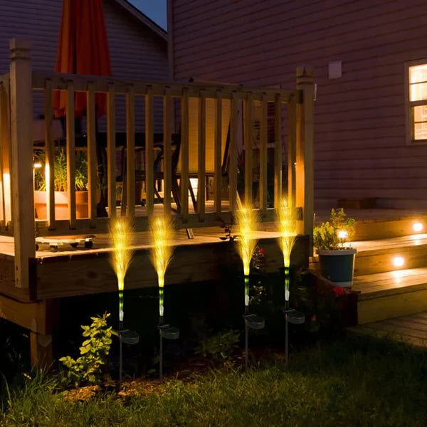 Dekorative Rattan Gartenbeleuchtung – Solar-Lampe im Grasdesign für den Außenbereich