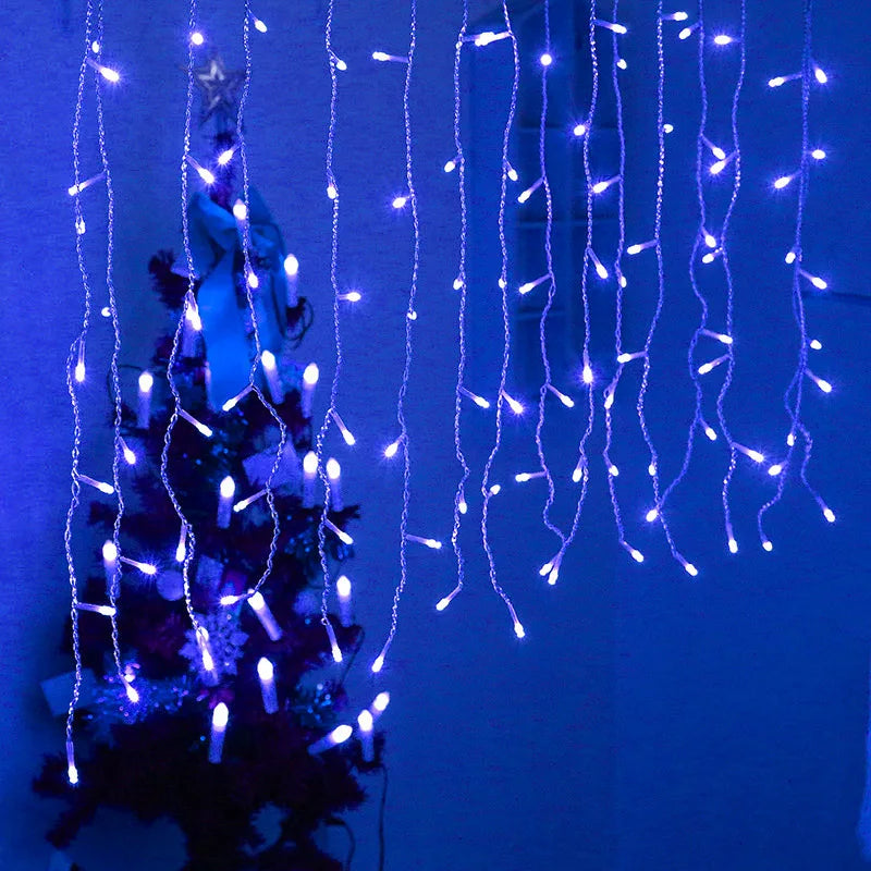 Atmosphärische Eiszapfen-Lichterkette