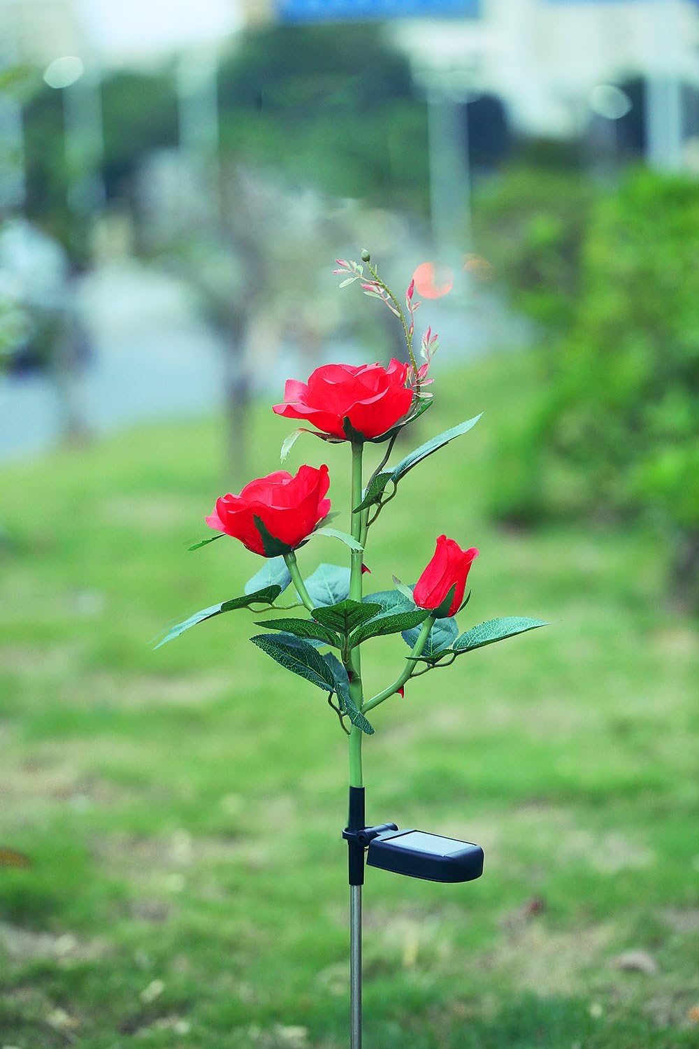 Solarbetriebene Rosen-Lichter – Gartenstecker mit Solarpanel für dekorative Beleuchtung
