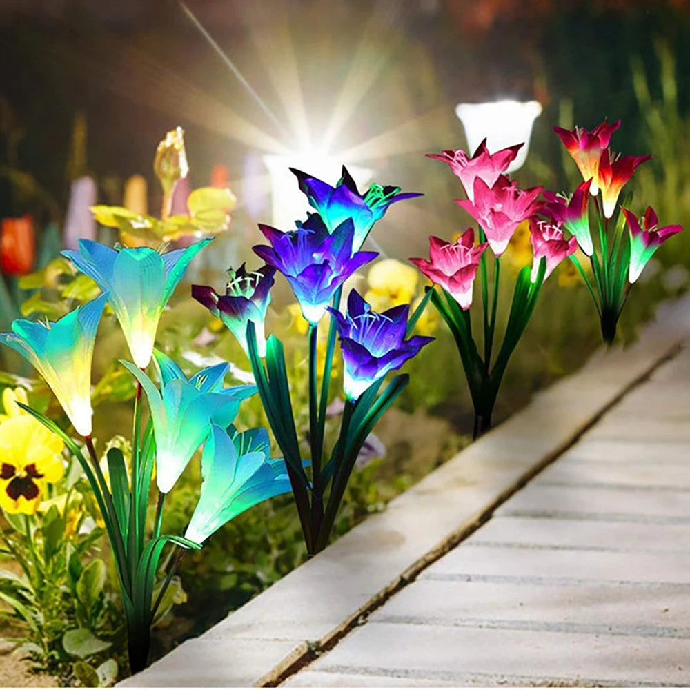 Solar LED Blumenleuchten in Lilienform – Farbwechselnde Gartenlichter mit Stab für Außenbereiche