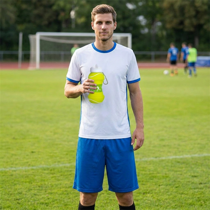 Faltbare und strapazierfähige Fußball-Trinkflasche aus Silikon