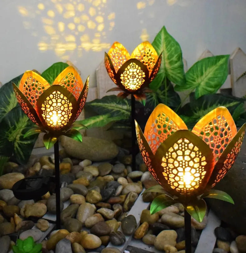Solar Gartenleuchte Lotusblume – Dekorative LED Außenbeleuchtung für Garten und Hof
