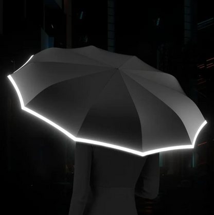 Sturmsicherer Regenschirm mit reflektierender Kante